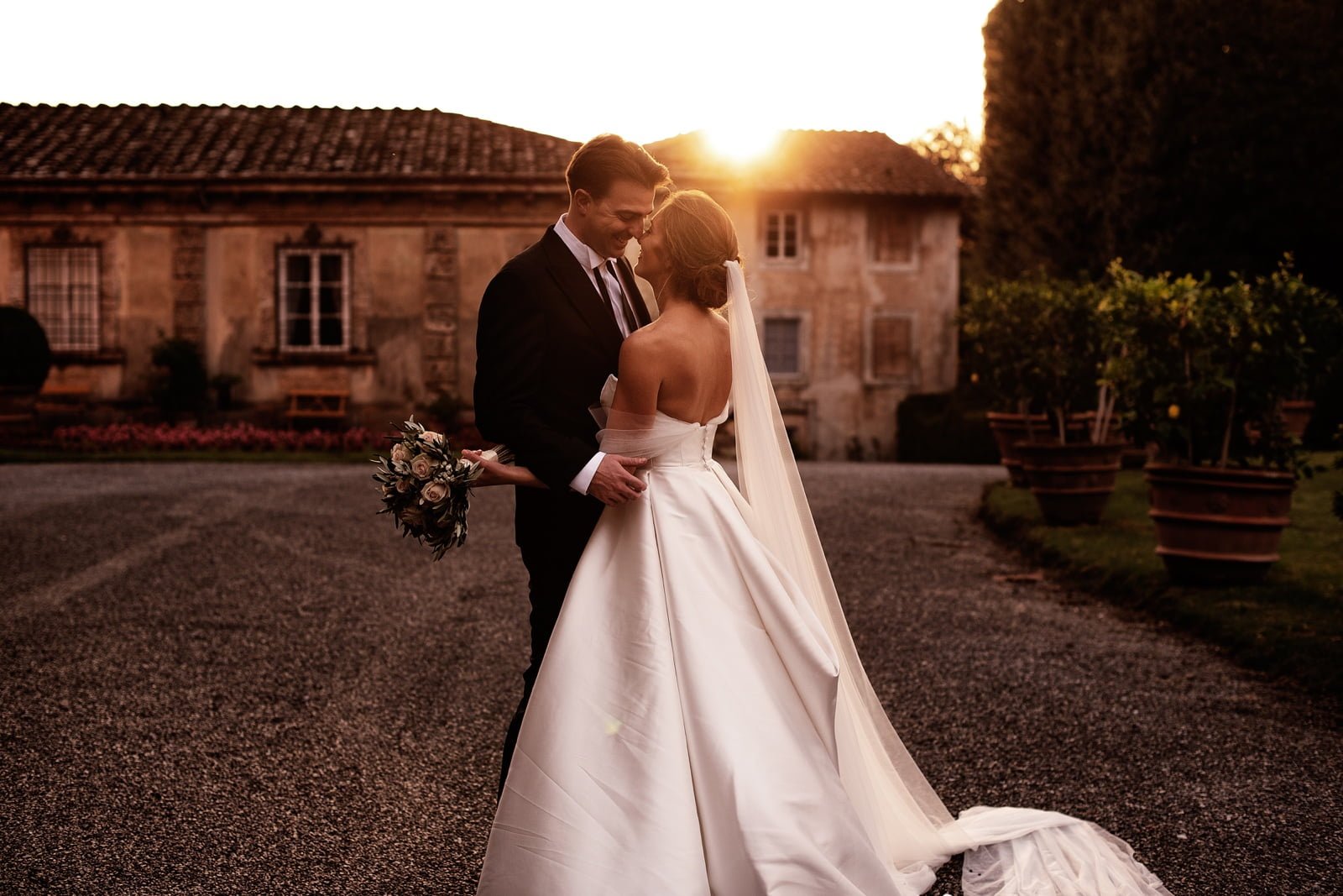 Wedding in Lucca in Villa Oliva 38 fotografo matrimonio lucca villa oliva 38 1