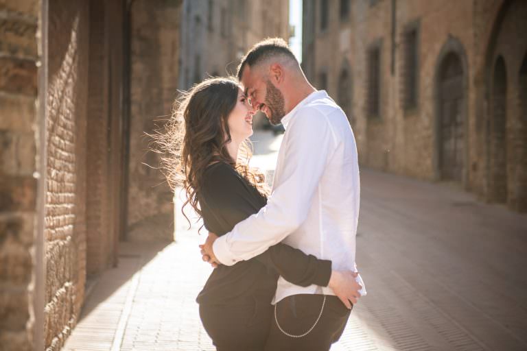 engagement photographer San Gimignano 9