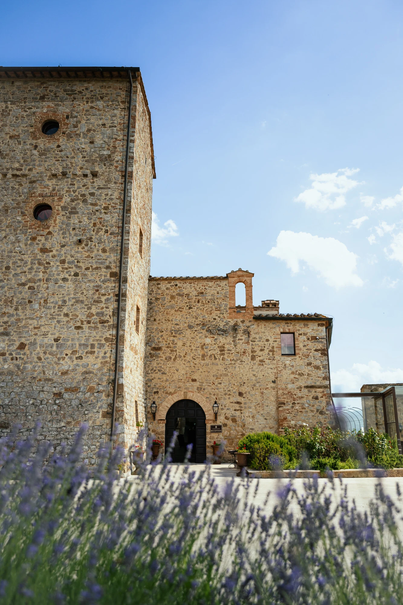 wedding photographer castello di velona elopement 22