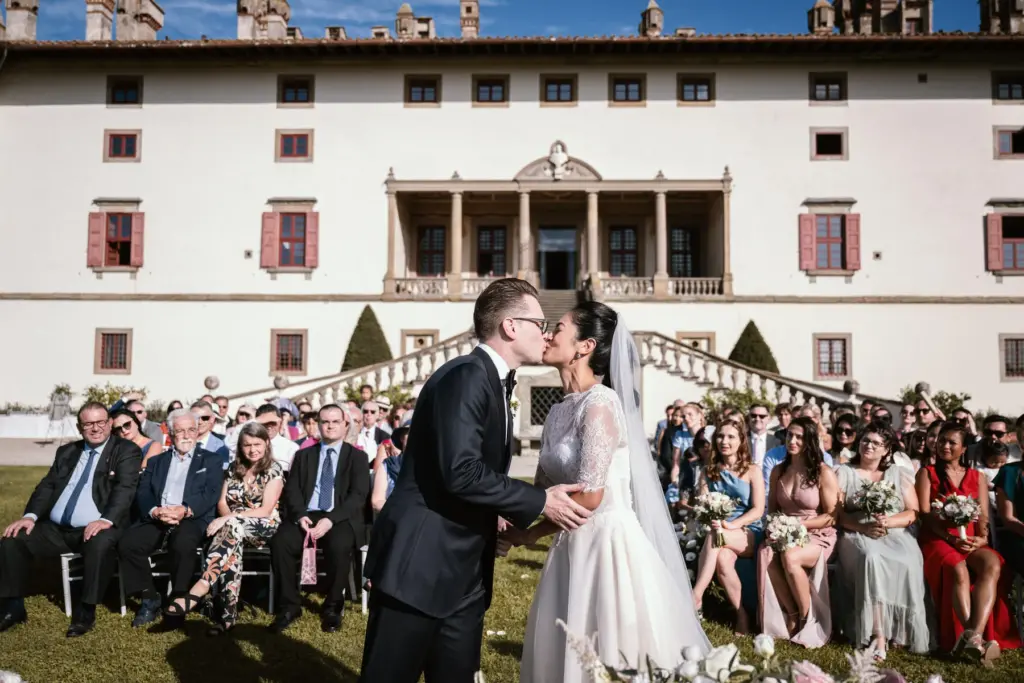 Candid Wedding Photography at Villa di Artimino: Joyce and Engin's Story 85 Candid wedding photography at Villa di Artimino Andrea Corridori 166