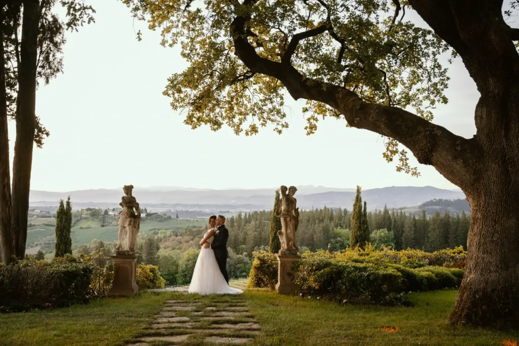 Florence Wedding photographer at Villa Paterno 114 Florence Wedding photographer Andrea Corridori 231