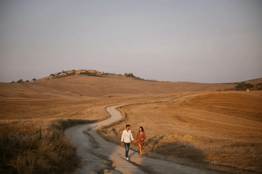 Engagement Photographer in Tuscany
