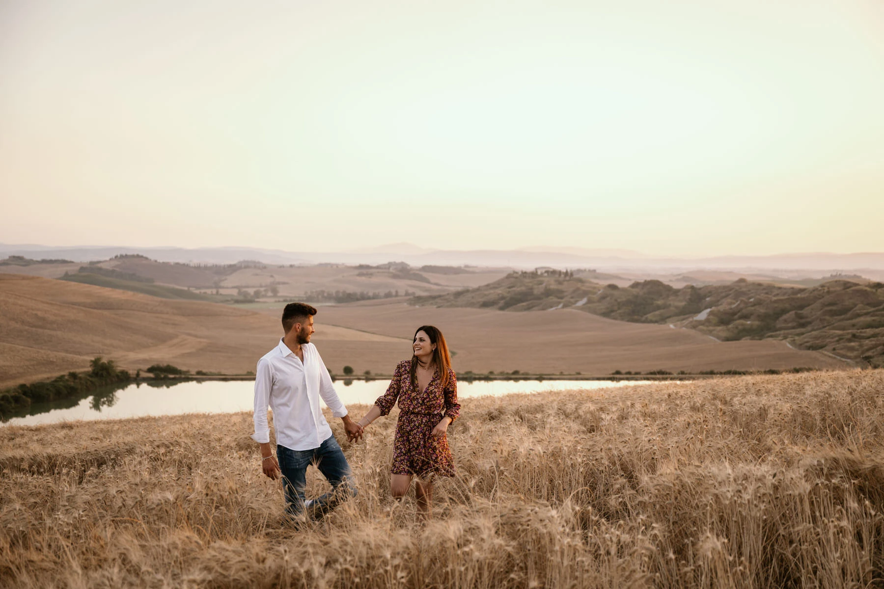 engagement in Val dOrcia Siena Andrea Corridori photographer 8173