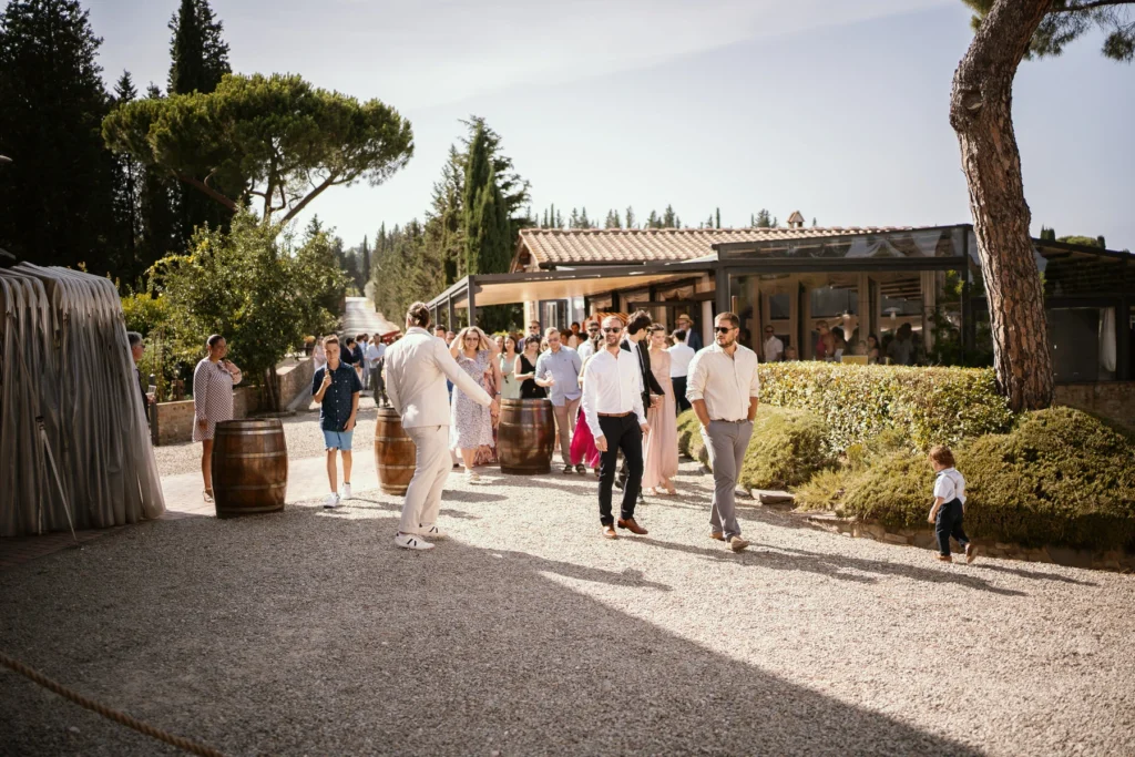 Wedding Photographer in Tuscany: Natasa e Michael's story 26 andrea corridori wedding photographer tuscany borgodivino 37