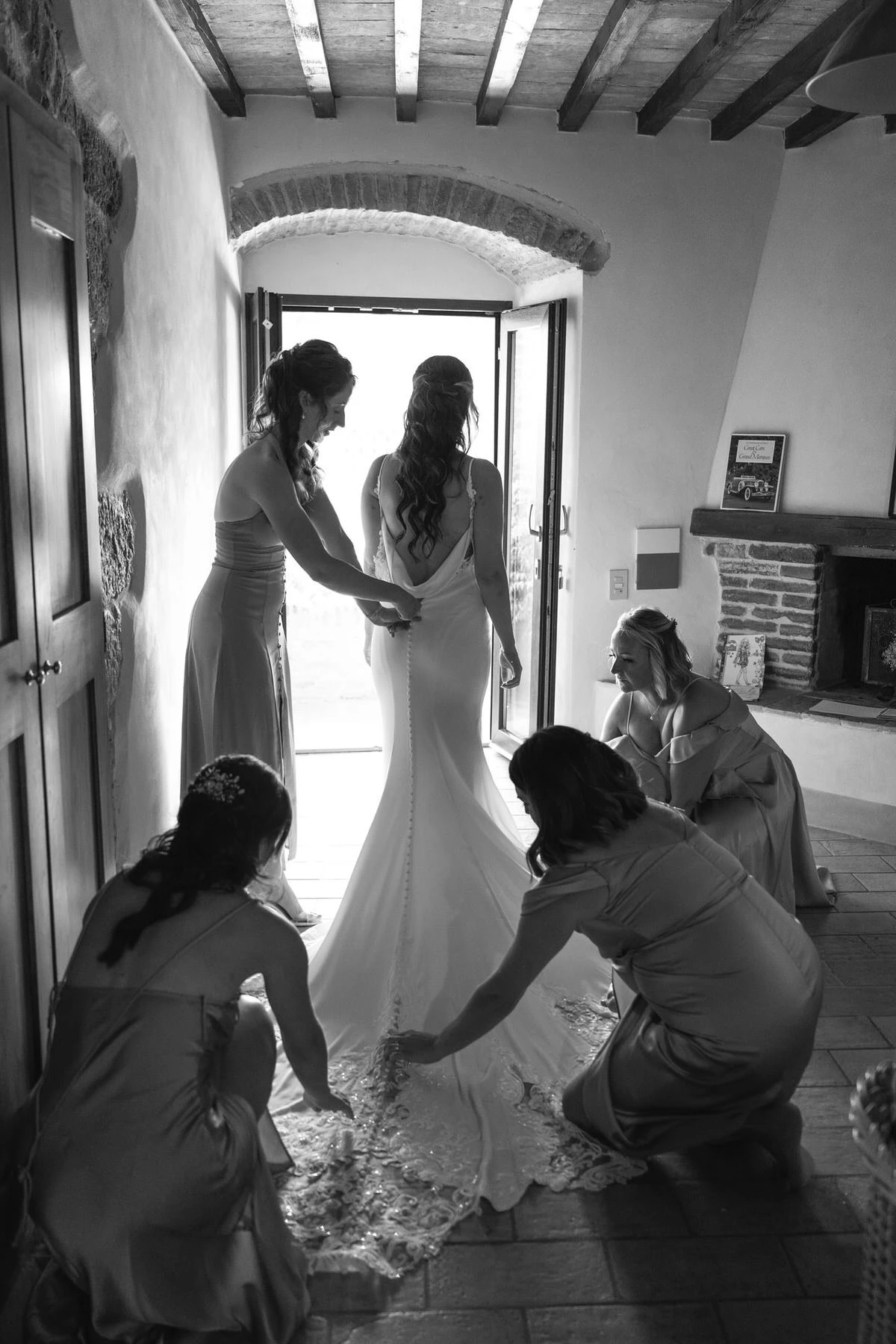 Wedding at San Galgano Abbey in Tuscany 32 andrea corridori wedding photographer tuscany san gimignano 4350