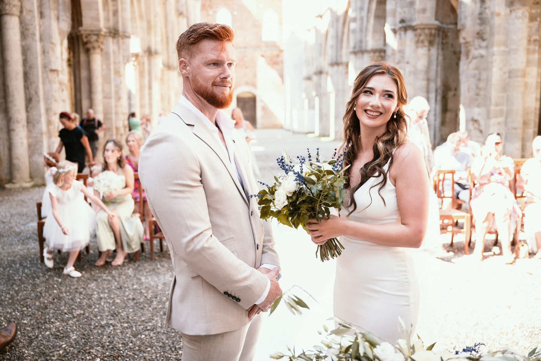 Wedding at San Galgano Abbey in Tuscany 50 andrea corridori wedding photographer tuscany san gimignano 4715
