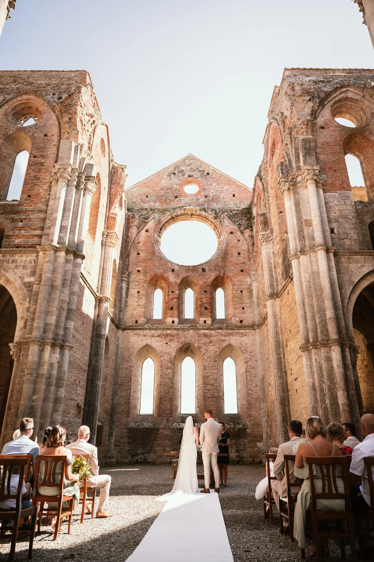 Wedding at San Galgano Abbey in Tuscany 51 andrea corridori wedding photographer tuscany san gimignano 4753
