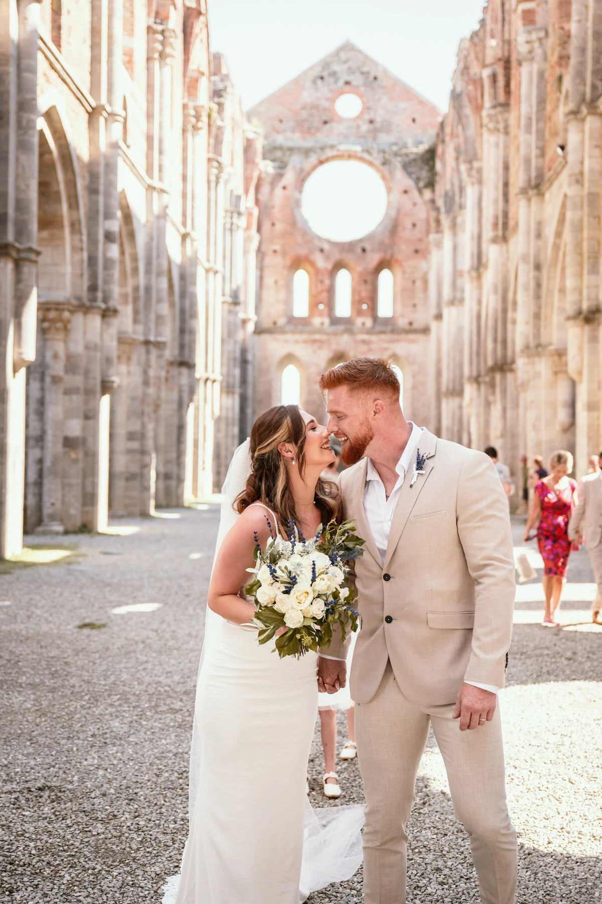Wedding at San Galgano Abbey in Tuscany 71 andrea corridori wedding photographer tuscany san gimignano 5122