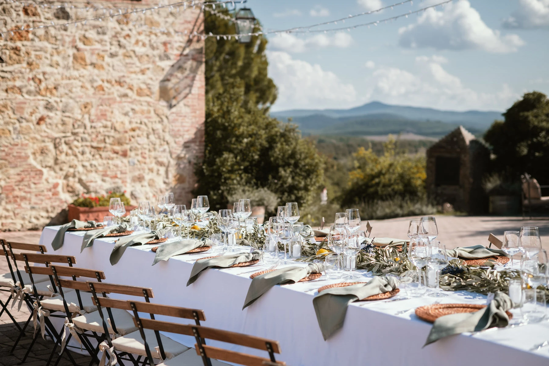 Wedding at San Galgano Abbey in Tuscany 107 andrea corridori wedding photographer tuscany san gimignano 5748 2