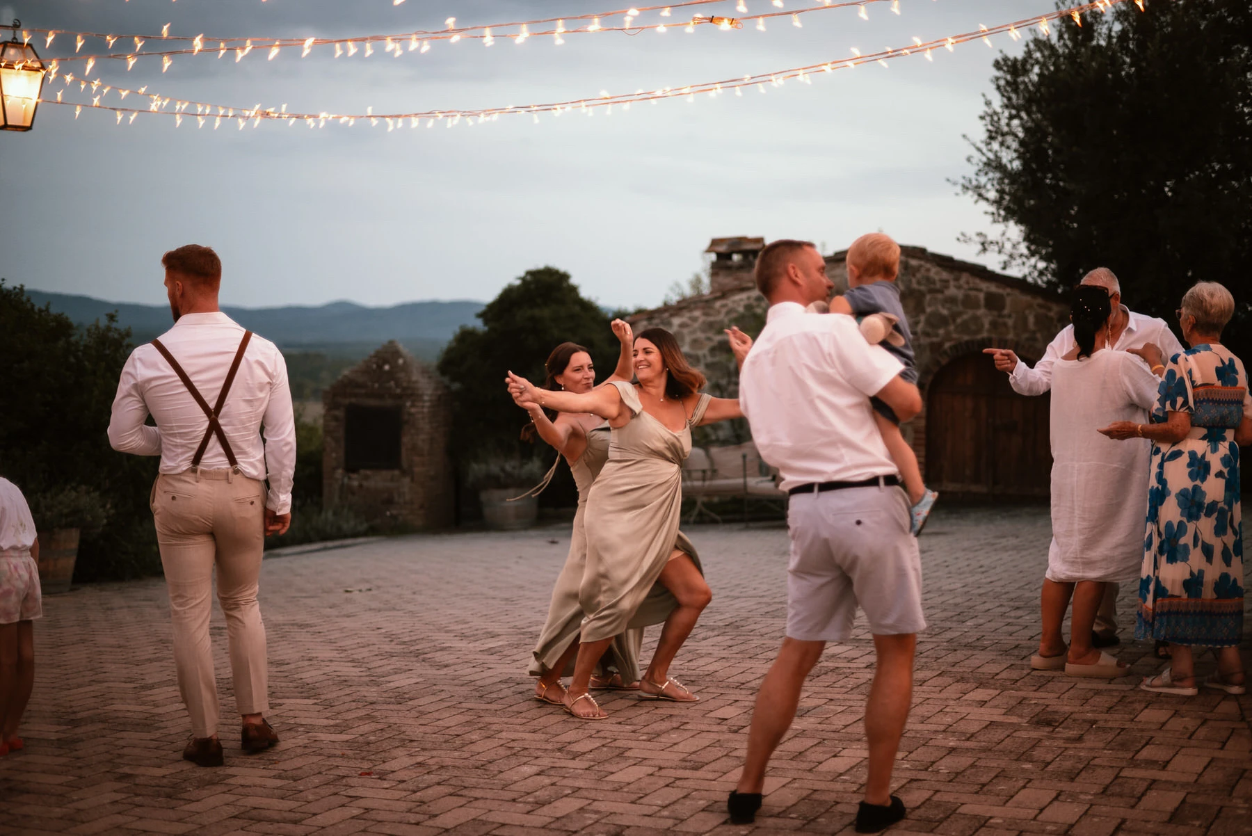 Wedding at San Galgano Abbey in Tuscany 154 andrea corridori wedding photographer tuscany san gimignano 6590 2