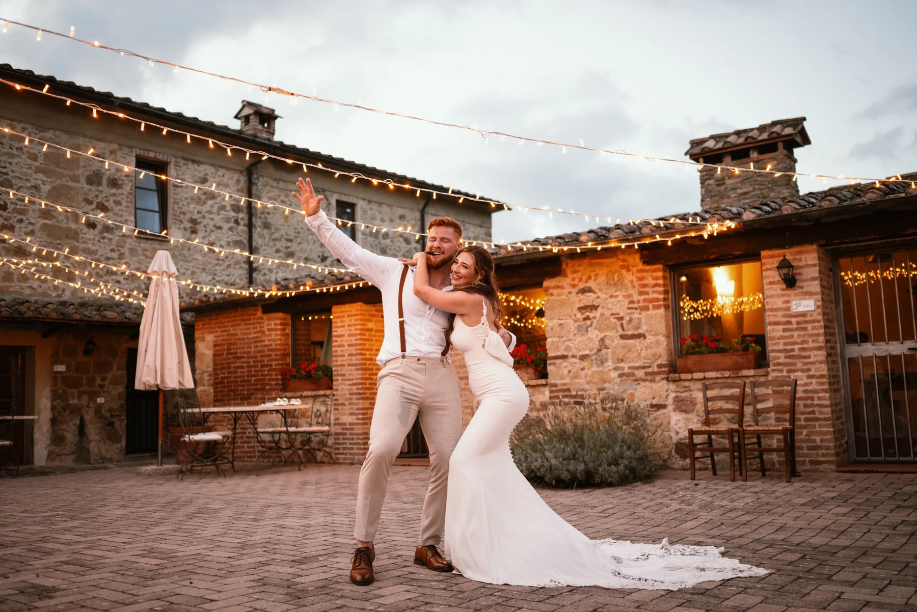 Wedding at San Galgano Abbey in Tuscany 153 andrea corridori wedding photographer tuscany san gimignano 7100