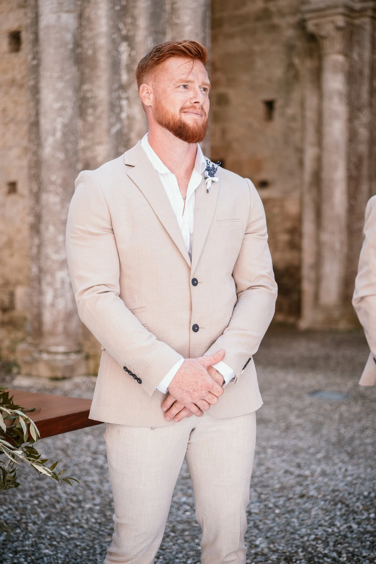 Wedding at San Galgano Abbey in Tuscany 41 andrea corridori wedding photographer tuscany san gimignano 8005