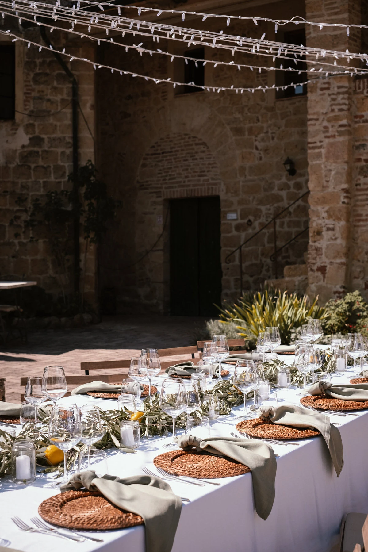 Wedding at San Galgano Abbey in Tuscany 105 andrea corridori wedding photographer tuscany san gimignano 8008