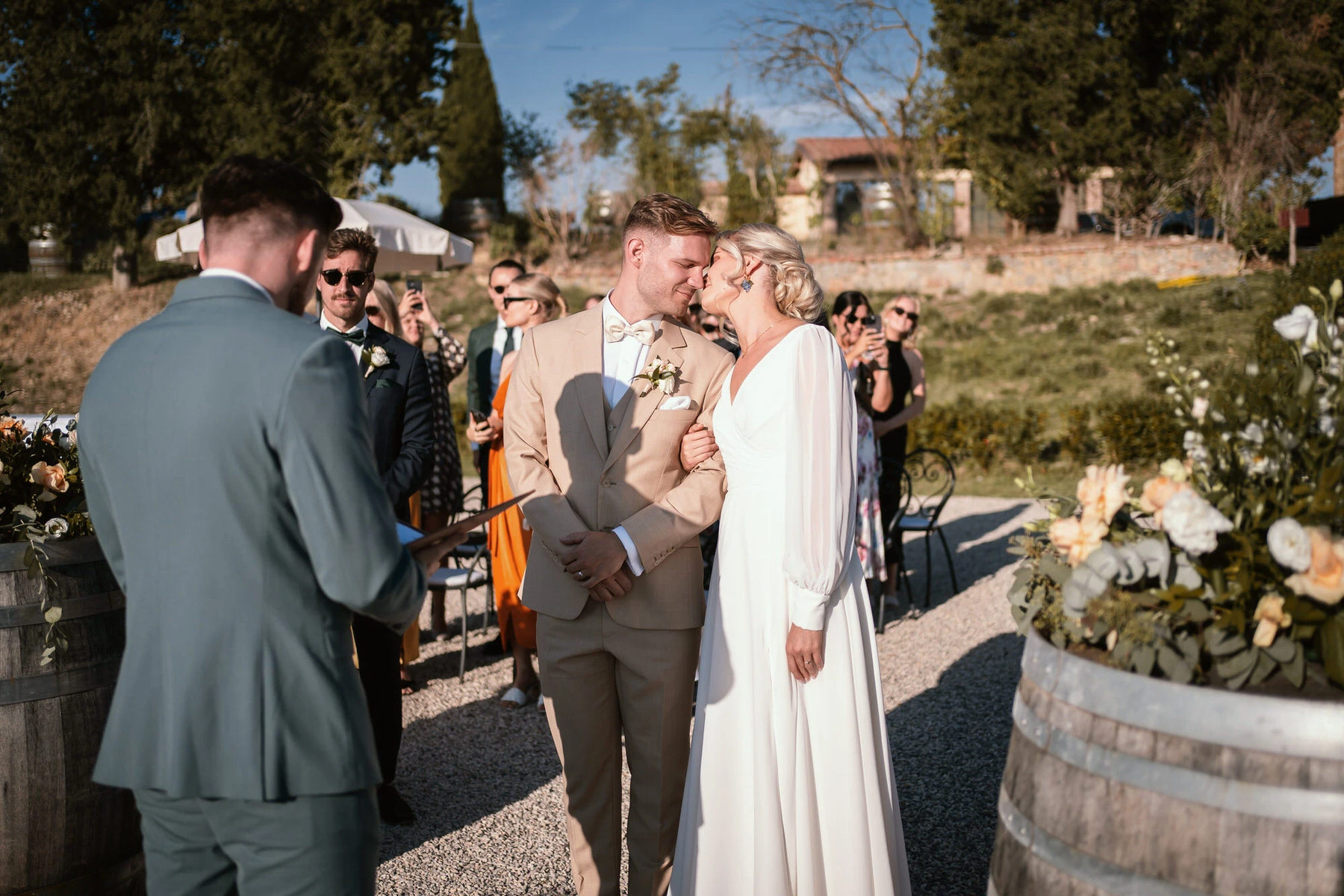 Wedding Photographer in Val d'Orcia: Sanni and Ilari’s Magical Day 83 wedding tuscany photographer valdorcia 169