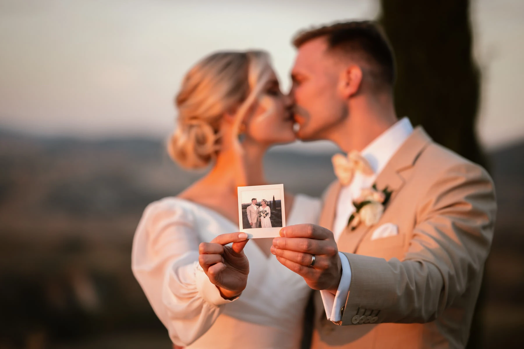 Wedding Photographer in Val d'Orcia: Sanni and Ilari’s Magical Day 144 wedding tuscany photographer valdorcia 436