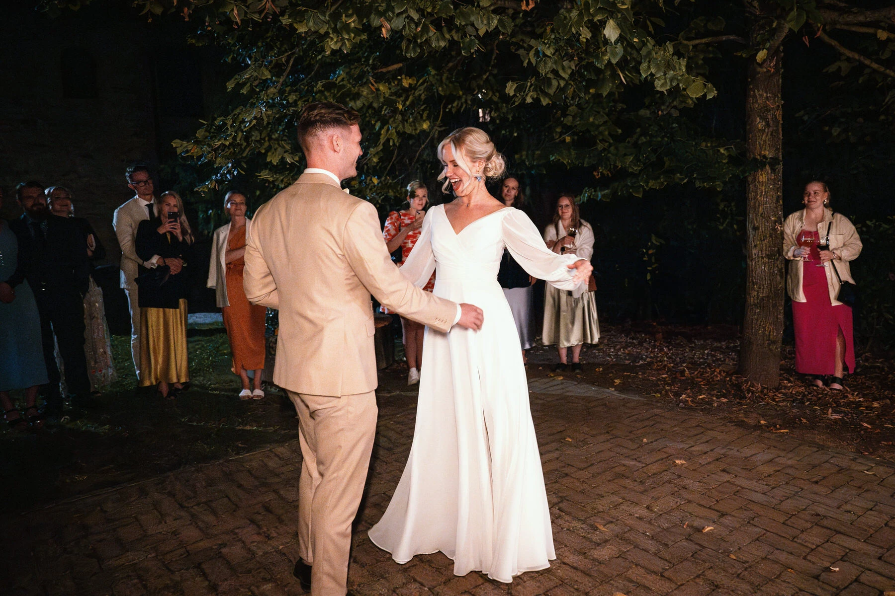 Wedding Photographer in Val d'Orcia: Sanni and Ilari’s Magical Day 185 wedding tuscany photographer valdorcia 597