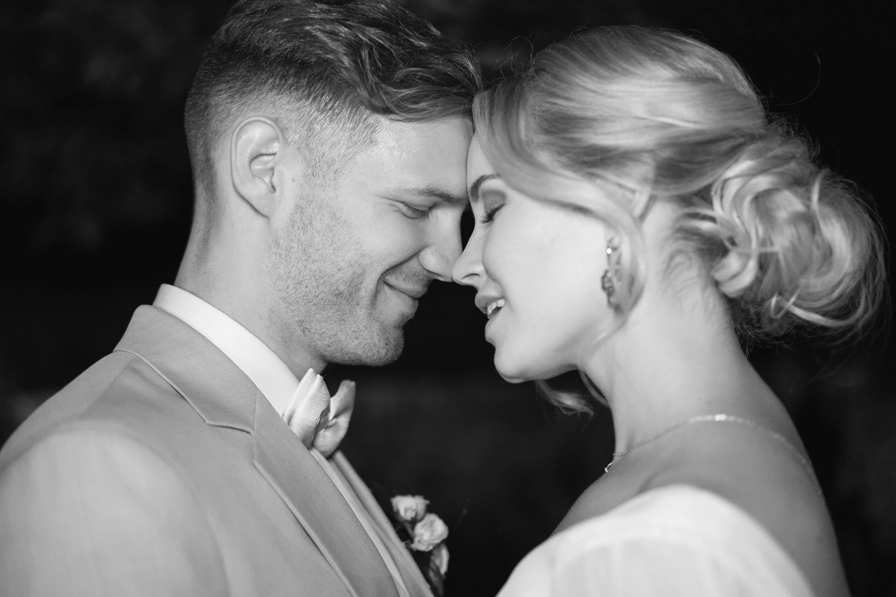 Wedding Photographer in Val d'Orcia: Sanni and Ilari’s Magical Day 190 wedding tuscany photographer valdorcia 633