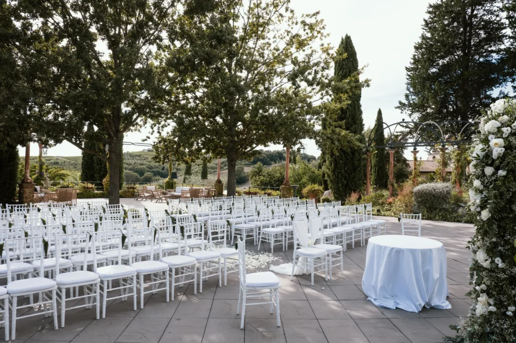 Candid Wedding Photography Tuscany Danielle and Ben at La Corbinaia FDOM5063