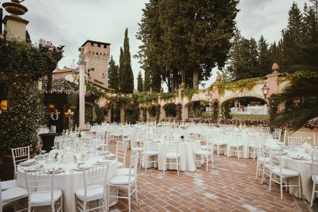 122A Vibrant Indian Wedding Celebration at Tenuta Corbinaia Tuscany Andrea Corridori Italian wedding Photographer