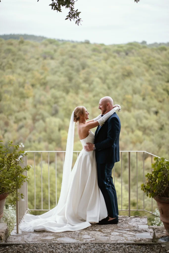 Wedding at Castello La Leccia in Tuscany Andrea Corridori Wedding Photographer 88
