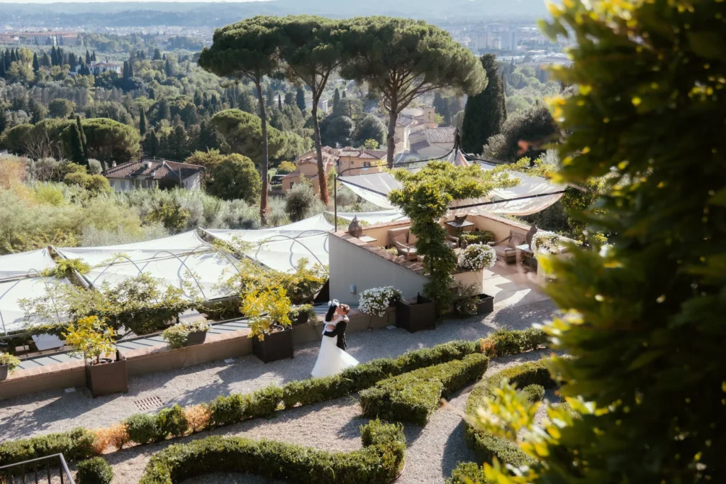 September Wedding at Villa Le Fontanelle Florence Andrea Corridori wedding photographer119